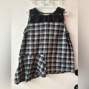 Penningtons Gray and Black Lace Detail